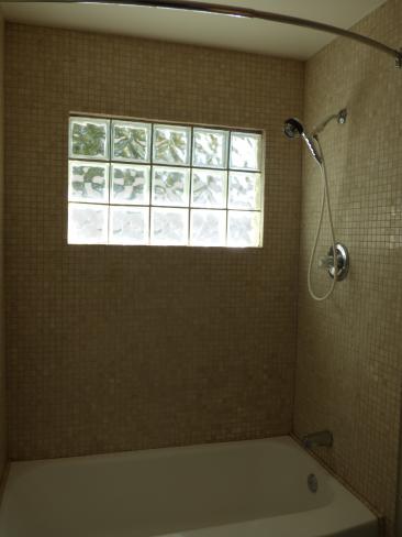 4440 E Mitchell DR Mstr Bth_04042019