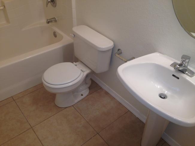 4533 N 22nd ST Bathroom