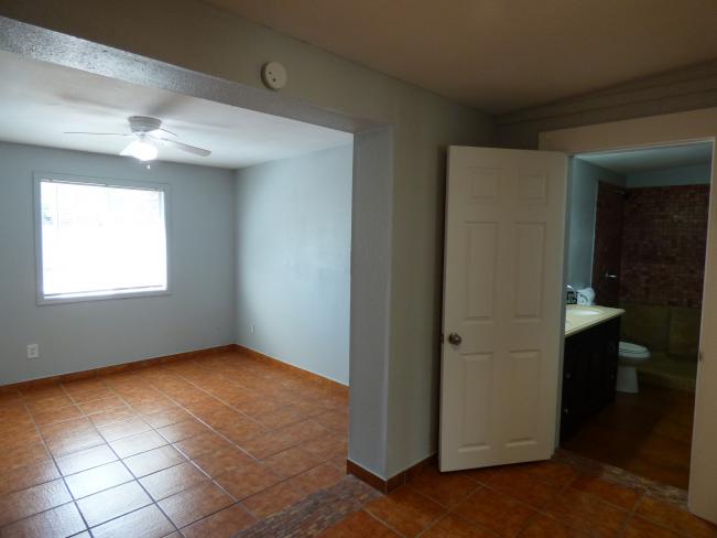 3033 E Osborn RD 2022-03-30 10_03302022