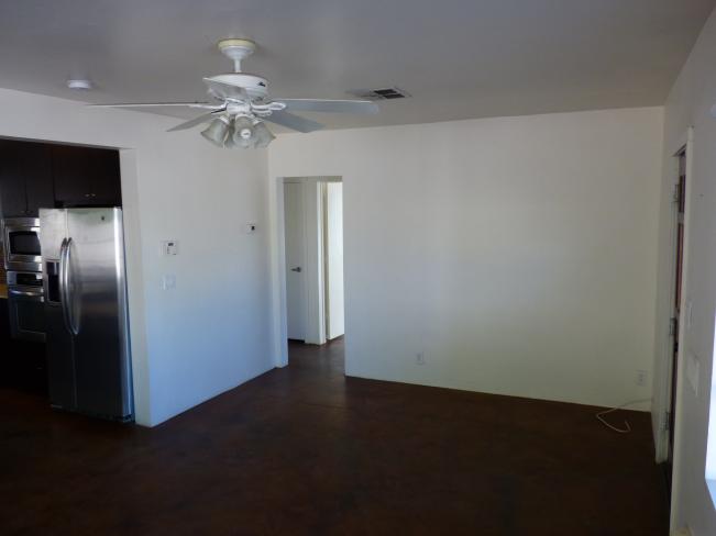 307 E Verde Ln P1180133_11102023