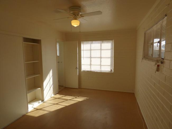 3001 W Elm ST P1000309_04062015