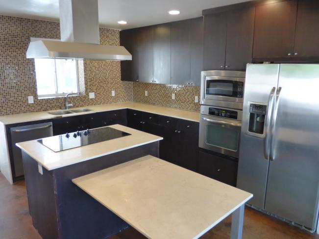 307 E Verde Ln P1180135_11102023
