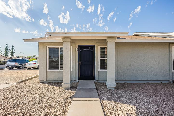 2826 E Capri CIR a1_11102020 2826 E Capri CIR a1_11102020