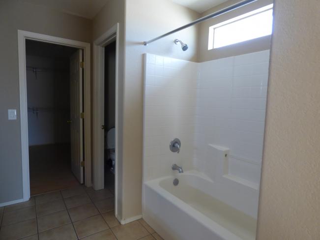 1018 E Chambers ST 2016-03-02 14_03022016