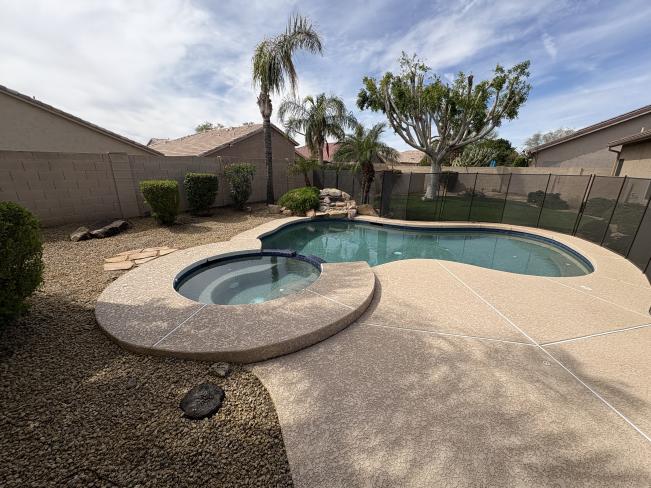 5123 E Michelle DR IMG_2026_04112025 5123 E Michelle DR IMG_2026_04112025