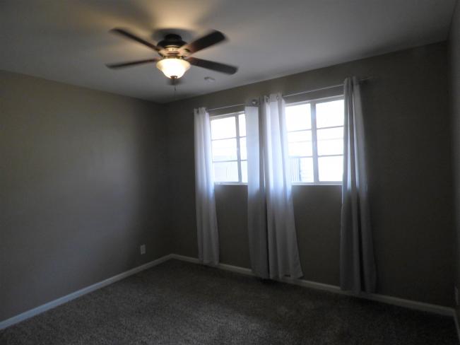 1749 E Medlock DR e7_09212020