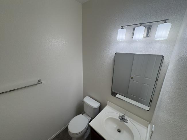 7709 S 63rd Dr IMG_3694_11042025