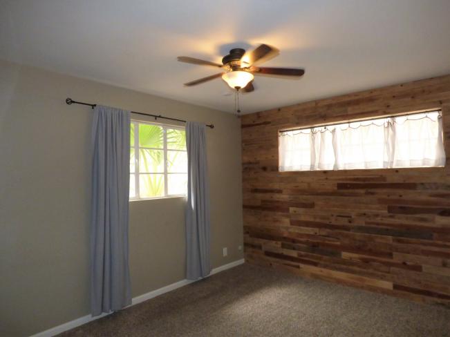 1749 E Medlock DR c_09212020