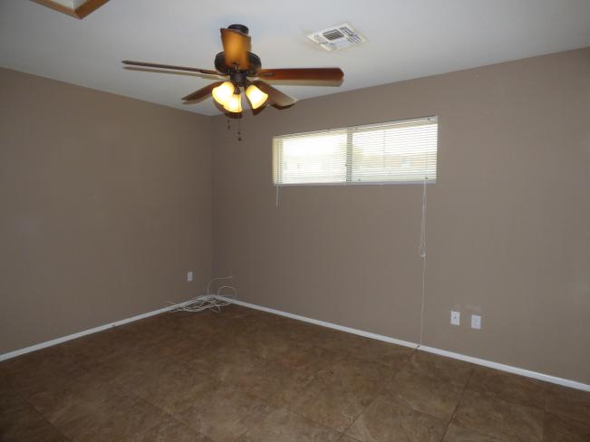 3613 E Earll Dr c_10292020 3613 E Earll Dr c_10292020