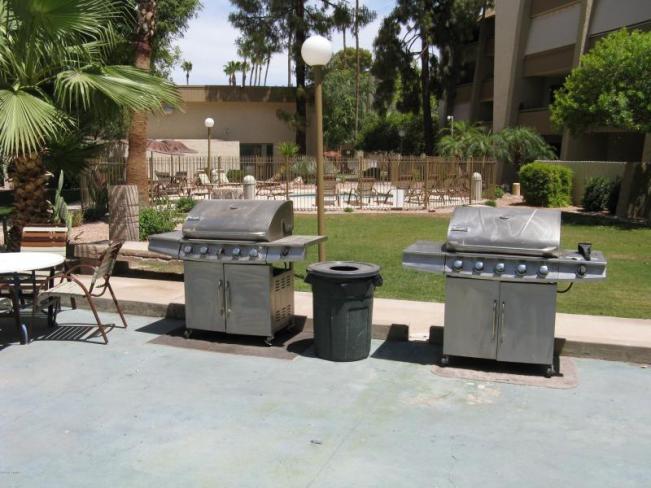 7625 E Camelback Rd Pic3_06202014
