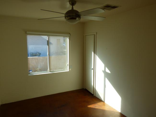 307 E Verde Ln P1180139_11102023