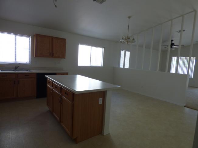 10535 W Whyman AVE P1020978_05242016