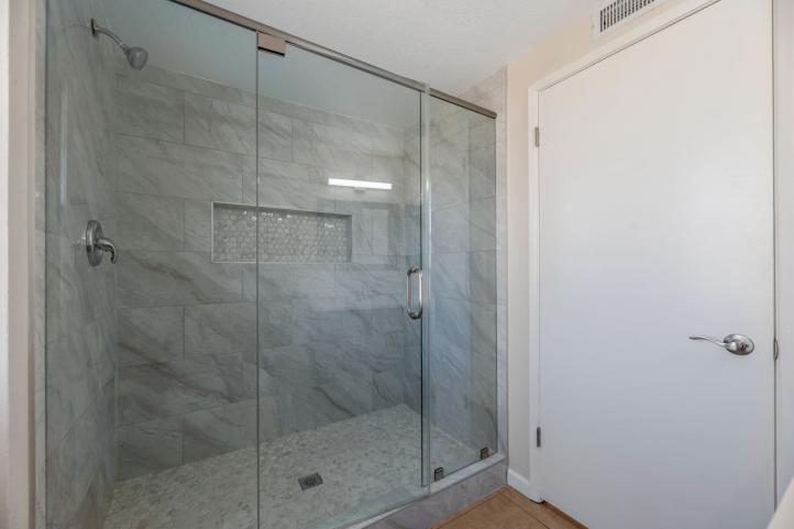 9822 W Silverbell DR Pic (8)_12052025