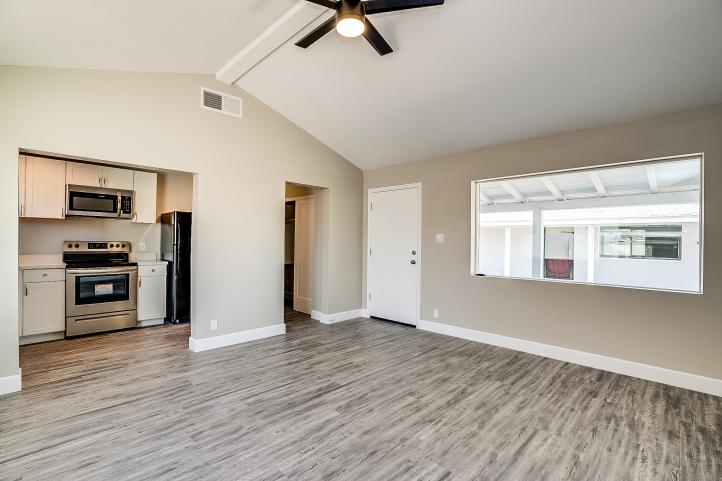 211 S Doran Doran-16_07112019