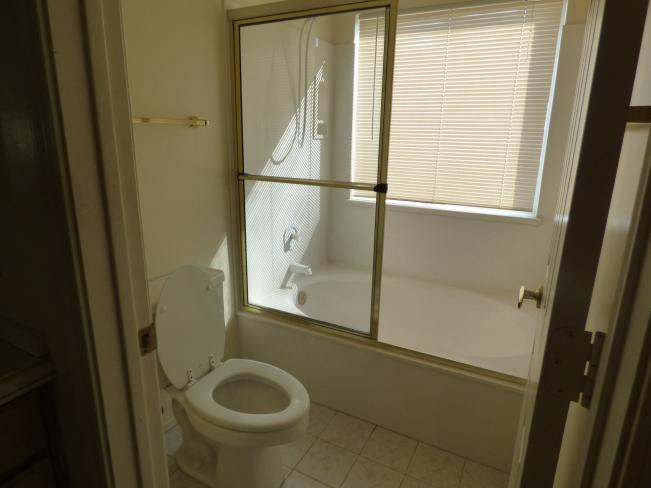 14226 N 23rd ST P1030266_06282016