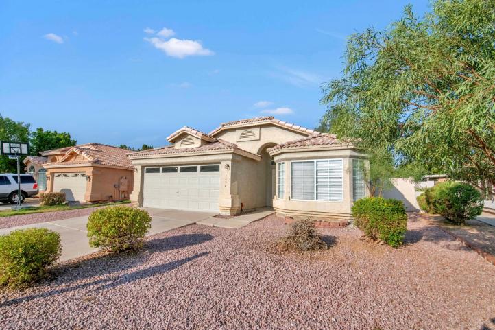 1454 S Oak St 1454 S Oak St Gilbert AZ 85233-large-003-002-DLB 7423-1500x1000-72dpi_09212020