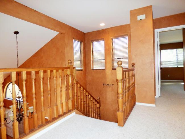 3728 N Rosewood AVE P1000429_04172015 3728 N Rosewood AVE P1000429_04172015