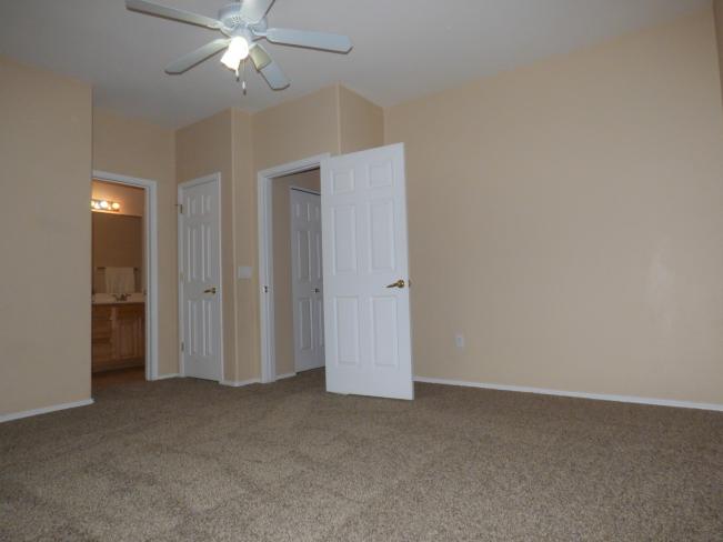 1702 E Bell RD c10_01102020