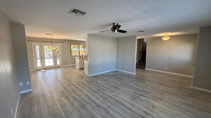 8625 E Valley View RD IMG_2092_12172025