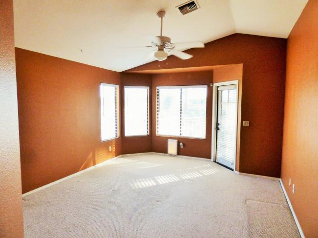 3728 N Rosewood AVE P1000442_04172015 3728 N Rosewood AVE P1000442_04172015