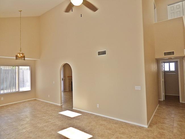 3110 E Cottonwood LN P1010578_08312015