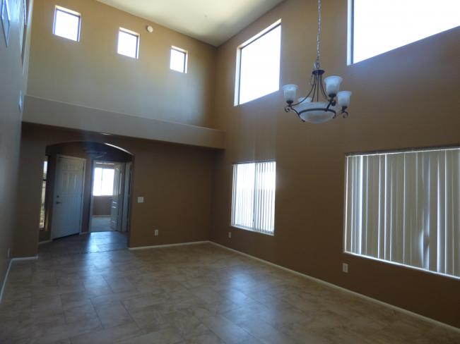 4005 S 55th DR P1060825_11212018