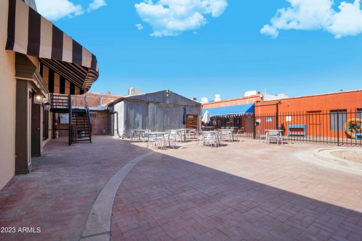 5753 W Glendale AVE 8_09112023