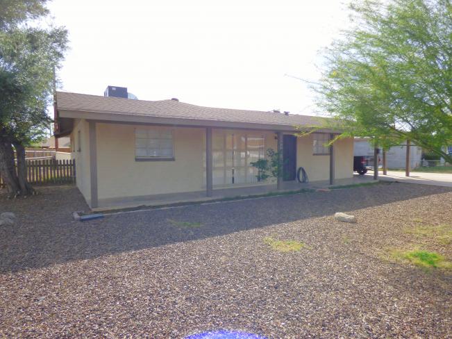 3001 W Elm ST P1000297_04062015