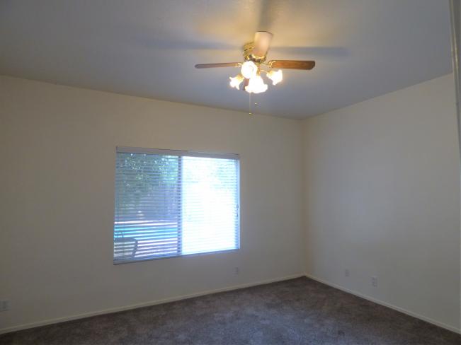 553 E Baylor Ln g_08272019 553 E Baylor Ln g_08272019