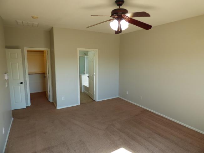 4319 W Burgess LN P1180114_11102023