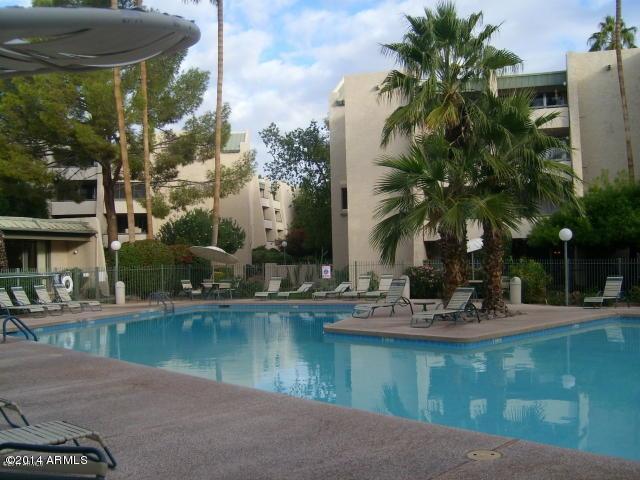 7625 E Camelback Rd Pic5_06202014
