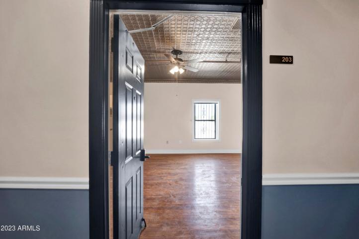 5753 W Glendale AVE 6_09112023