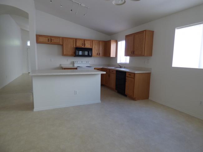 10535 W Whyman AVE P1020975_05242016