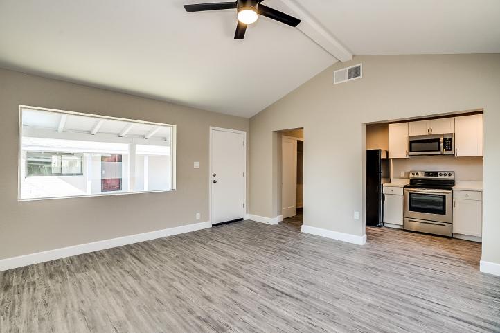 211 S Doran Doran-30_07242024
