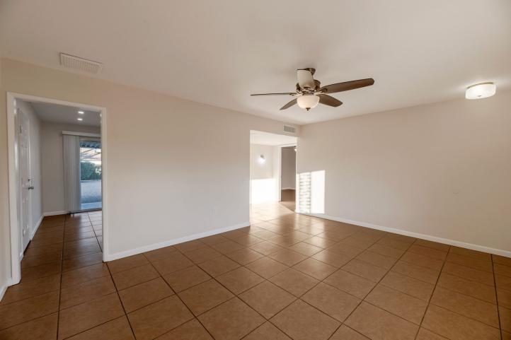 9822 W Silverbell DR Pic (14)_12052025
