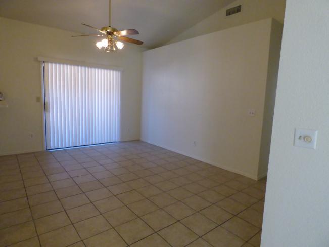 4001 N 89th AVE P1030950_03112017