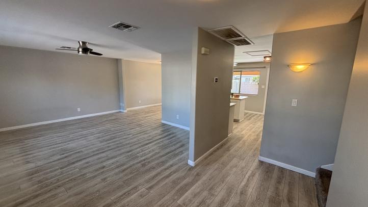 8625 E Valley View RD IMG_2091_12172025