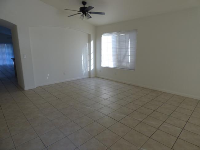 15550 N Naegel DR P1030111_06152016