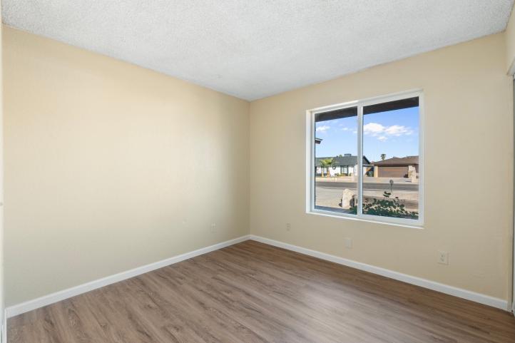 4043 W Sweetwater AVE 12-web-or-mls-DSC02280_02192025