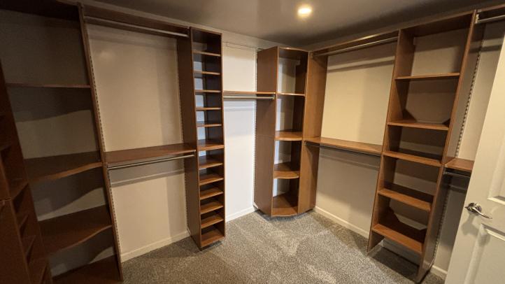 8625 E Valley View RD IMG_2101_12172025