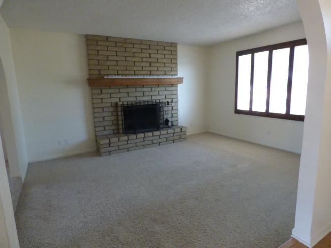 2060 E Marilyn Ave P1040357_07272017