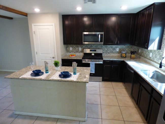 8045 W Agora LN P1180074_11032023