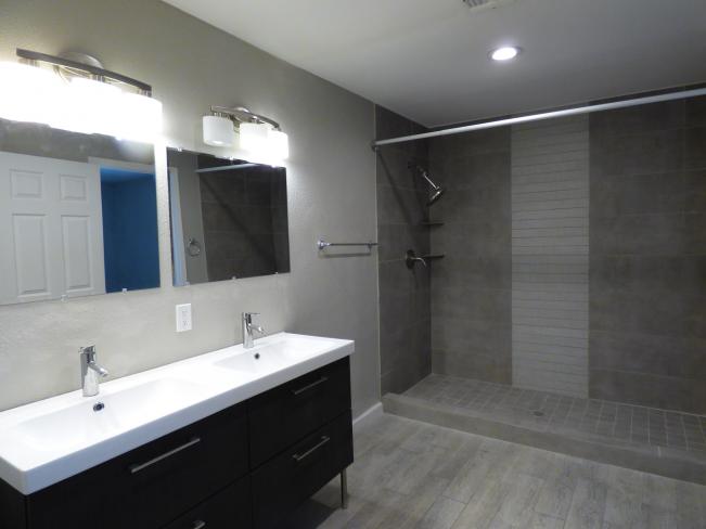 4420 W Sierra ST P1160555_10132022