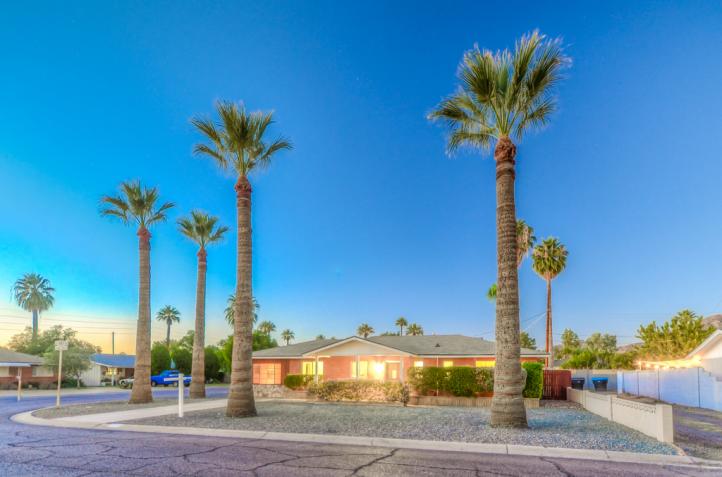 4814 E Avalon DR Front (18)-SMALL_10212016