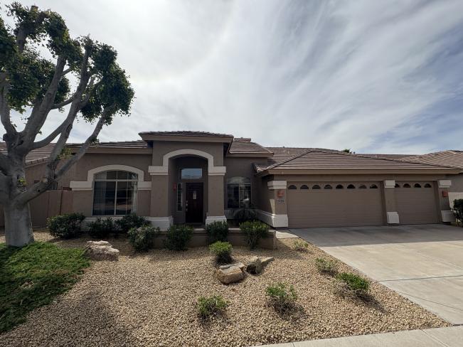 5123 E Michelle DR IMG_1998_04112025 5123 E Michelle DR IMG_1998_04112025