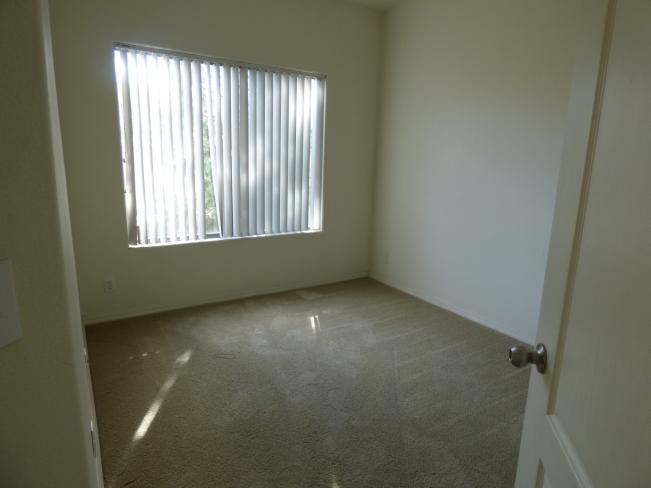 1406 W Emerald AVE 2015-11-10 13_11112015