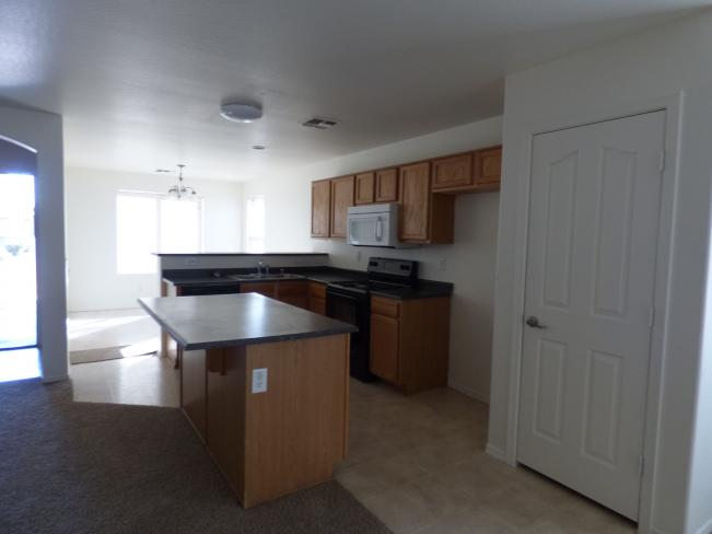 6915 S 46Th Dr P1030054_06132016