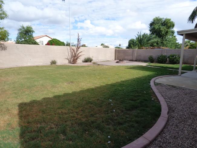 1212 W Oriole WAY P1030737_11252016
