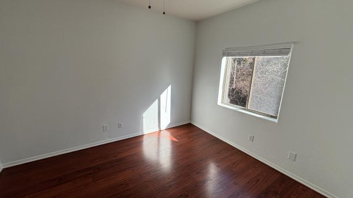 1833 E Hartford AVE IMG_2652_02202026