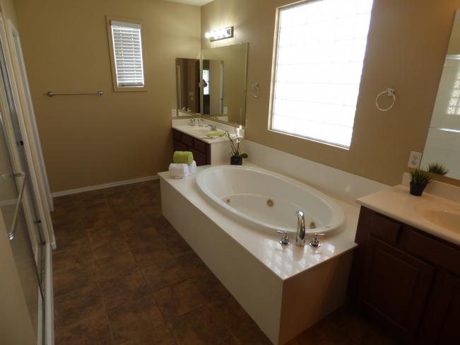 6815 S 42nd Ln P1100593_10232019